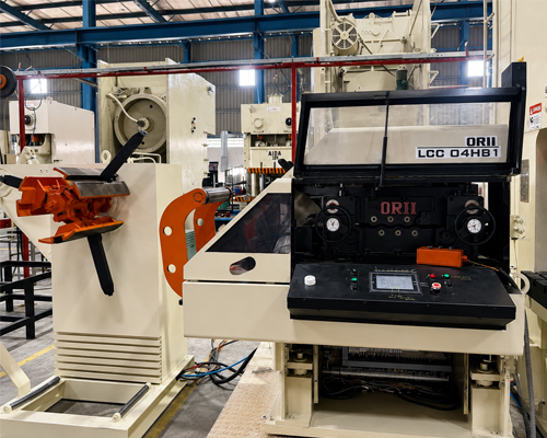 HT 400 Horizontal Profile Projector